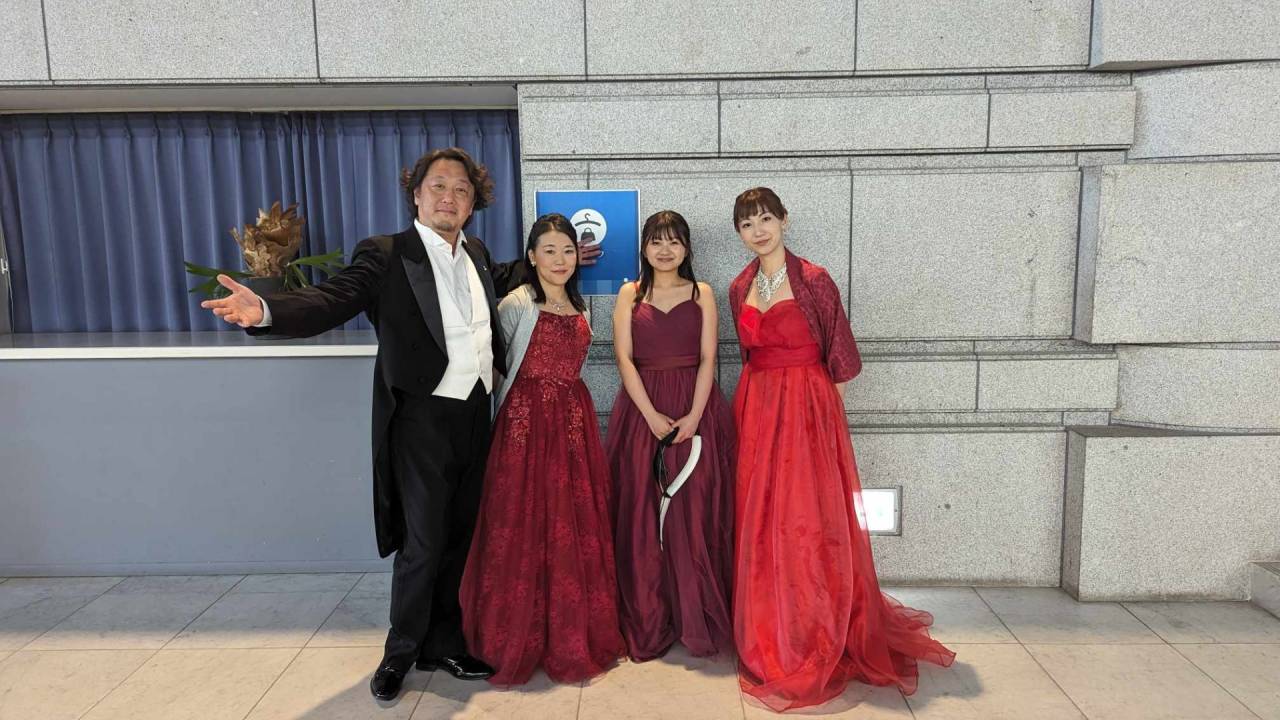 文化庁　芸術家の派遣事業　つくば市吾妻中学校　オペラ歌手2名とピアニスト