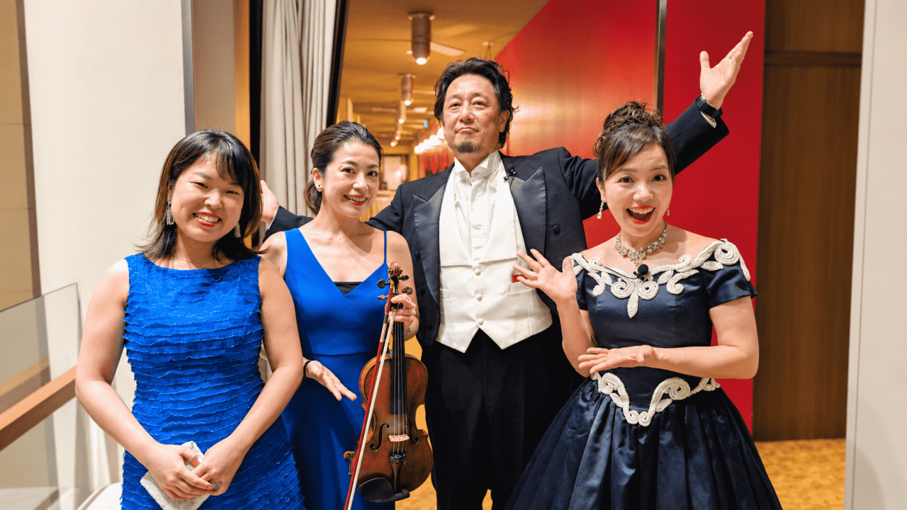 新郎新婦様と出演者によるWITH THE STYLE FUKUOKAでの記念写真