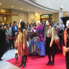 商業施設のハロウィン集客イベント企画｜仮面と歌声で人を集めるフラッシュモブオペラ